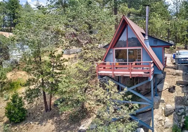 Photo 1 of Single family home for sale at 33012 Donner, Running Springs, CA 92382 | MLS# SW26154963 | Listing updated on 2026-10-06