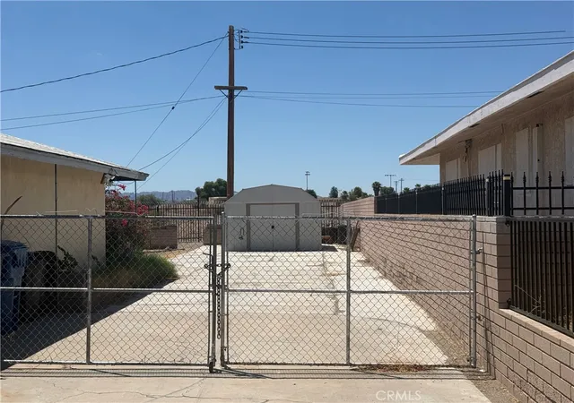 Photo 3 of Single family home for sale at 1611 Collins, Needles, CA 92363 | MLS# IG26155429 | Listing updated on 2026-10-02