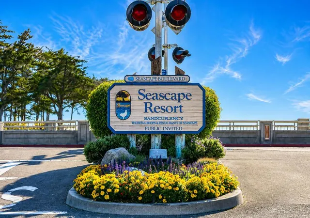 Photo 2 of Condo for sale at 315 Seascape Resort Dr, Aptos, CA 95003 | MLS# ML82054461 | Listing updated on 2026-09-21