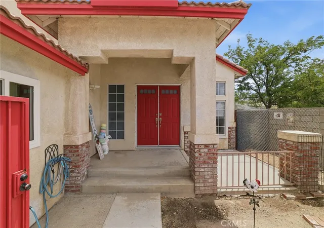 Photo 3 of Single family home for sale at 3002 Purple Sage Ln, Palmdale, CA 93550 | MLS# SR26149812 | Listing updated on 2026-10-06