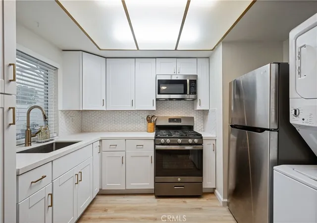Condo for sale at 1373 Wheaton Way, Riverside, CA 92507 | MLS# PV26154743