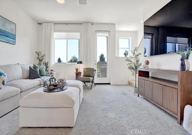 Photo 3 of Condo for sale at 32041 Paseo Vienta, San Juan Capistrano, CA 92675 | MLS# OC26155299 | Listing updated on 2026-10-03
