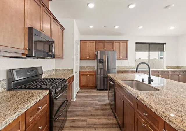 3rd image of 1530 Village Green Wy, Beaumont, CA 92223 | MLS# 219150373PS