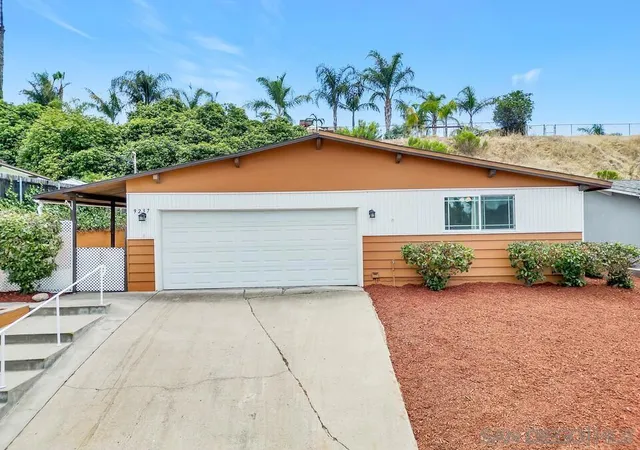 Photo 2 of Sale Pending at 9237 Fanita Rancho, Santee, CA 92071 | MLS# 260017441SD | Listing updated on 2026-09-23