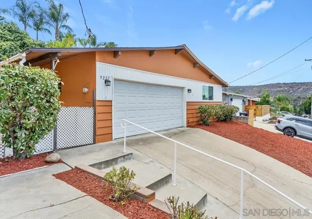 Photo 3 of Sale Pending at 9237 Fanita Rancho, Santee, CA 92071 | MLS# 260017441SD | Listing updated on 2026-09-23