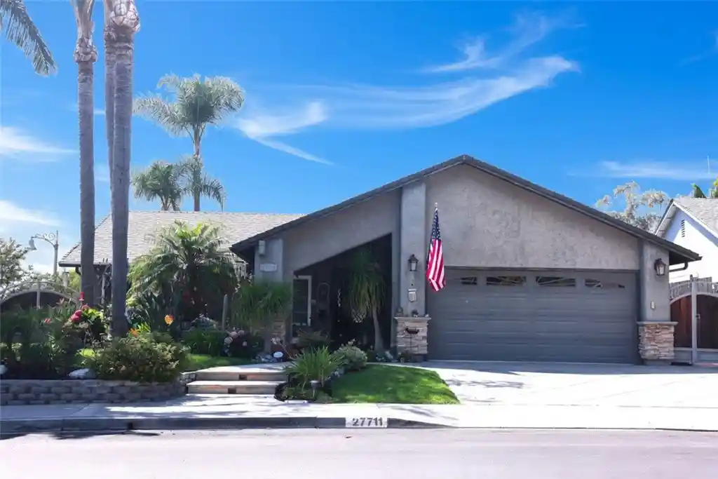 Photo 1 of Single family home for sale at 27711 Golondrina, Mission Viejo, CA 92692 | MLS# OC26138304 | Listing updated on 2026-10-20