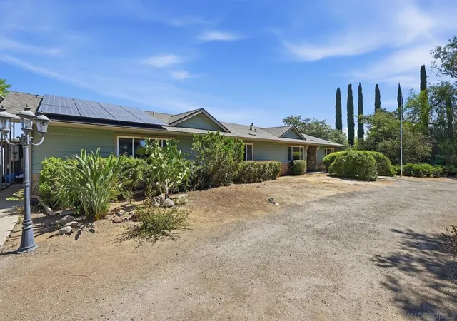 Photo 2 of Single family home for sale at 133 La Cresta Hts Rd, El Cajon, CA 92021 | MLS# 260017445SD | Listing updated on 2026-07-16