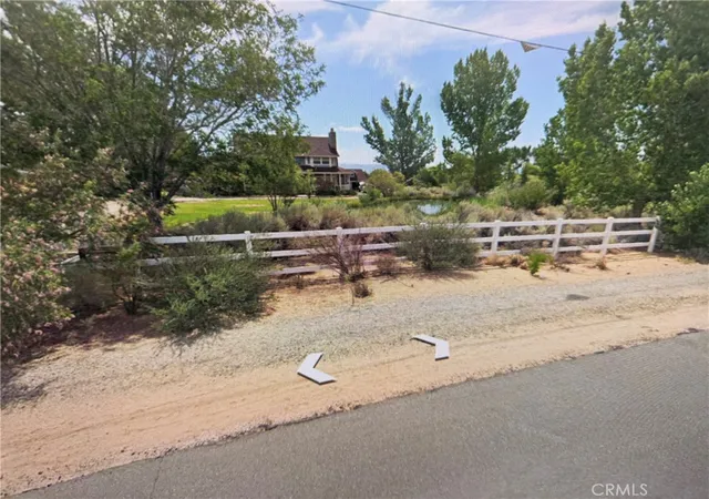 Photo 2 of Land for sale at 1001 Hunter Rd, Lone Pine, CA 93545 | MLS# SR26155613 | Listing updated on 2026-07-16
