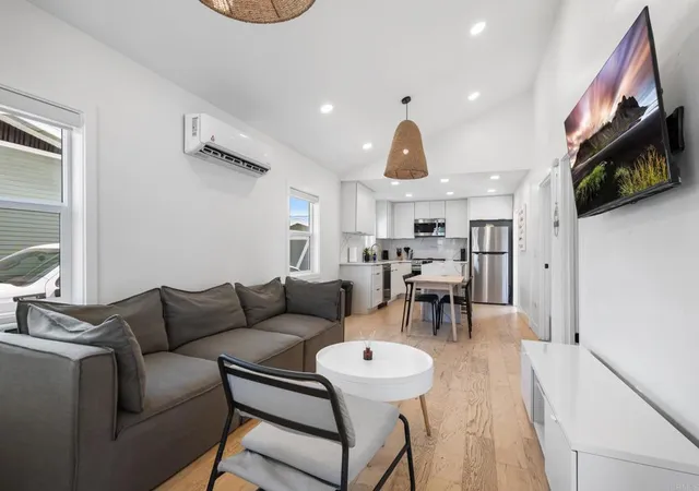 Photo 3 of Single family home for sale at 4338 33 Road Pl, San Diego, CA 92104 | MLS# PTP2605386 | Listing updated on 2026-10-02