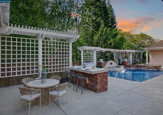 Photo 3 of Mansion for sale at 3 Brooktree Dr, Danville, CA 94506 | MLS# 41141895 | Listing updated on 2026-10-09