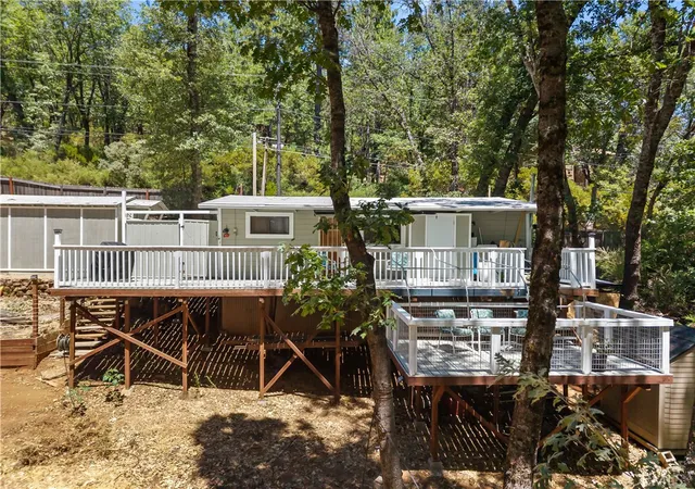 Photo 3 of Single family home for sale at 11755 Loch Lomond Rd, Middletown, CA 95461 | MLS# LC26155694 | Listing updated on 2026-10-06