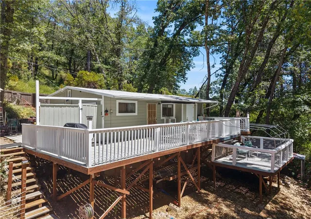 Single family home for sale at 11755 Loch Lomond Rd, Middletown, CA 95461 | MLS# LC26155694