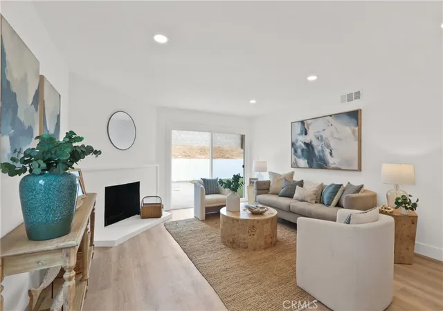 Photo 3 of Single family home for sale at 802 Bejay Pl, San Pedro, CA 90731 | MLS# OC26155666 | Listing updated on 2026-09-15