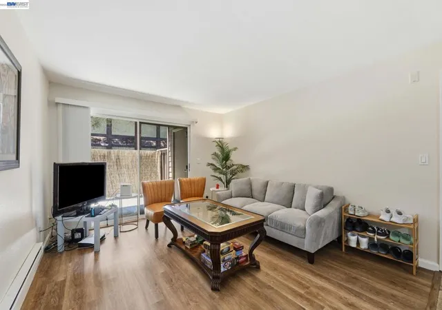 Condo for sale at 1137 Yarwood Ct, San Jose, CA 95128 | MLS# 41141907
