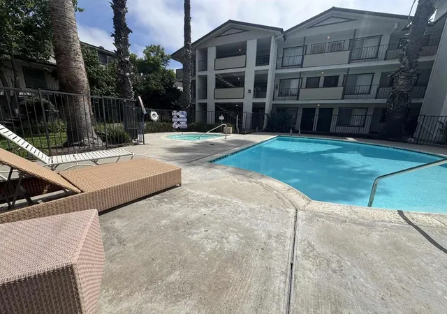 Photo 3 of Townhouse for sale at 569 East St #14, Chula Vista, CA 91910 | MLS# NDP2606787 | Listing updated on 2026-10-07