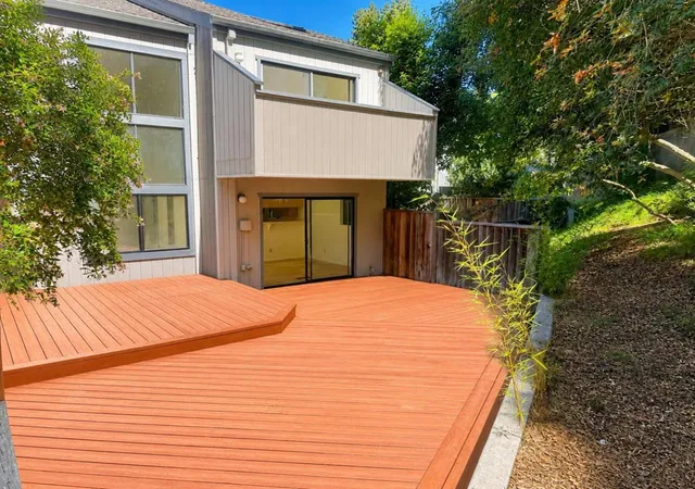 Photo 2 of Townhouse for sale at 317 Village Crk Rd, Aptos, CA 95003 | MLS# ML82054509 | Listing updated on 2026-10-12