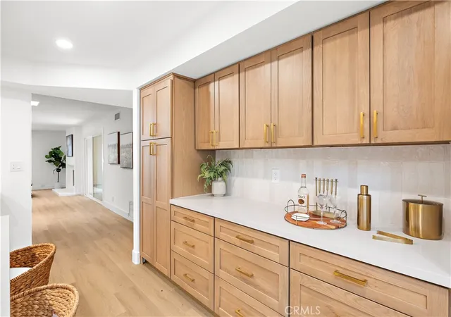 Photo 3 of Single family home for sale at 22323 Miranda St, Woodland Hills, CA 91367 | MLS# OC26155791 | Listing updated on 2026-10-10