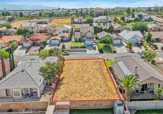 Photo 4 of Land for sale at 12819 Yellowstone, Victorville, CA 92395 | MLS# HD26151606 | Listing updated on 2026-07-16