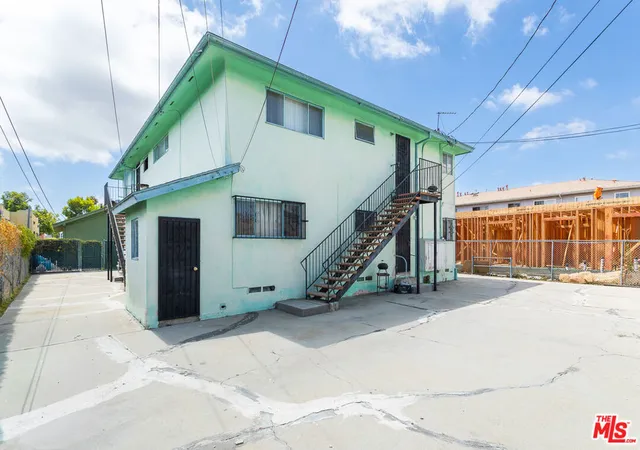 Photo 4 of Multi family home for sale at 6124 S Victoria Ave, Los Angeles, CA 90043 | MLS# 26861063 | Listing updated on 2026-09-03