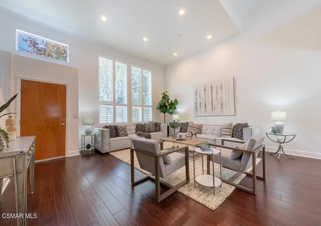 Homes for sale in Santa Monica, CA | 1238 22Nd St #3, Santa Monica, CA 90404 | MLS# 226003403