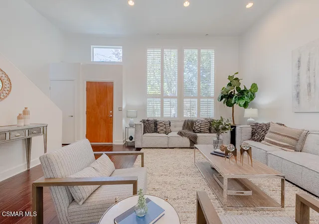 Homes for sale in Santa Monica, CA | 1238 22Nd St #3, Santa Monica, CA 90404 | MLS# 226003403