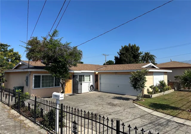 Photo 2 of Single family home for sale at 11111 S Osage, Inglewood, CA 90304 | MLS# OC26153761 | Listing updated on 2026-08-31