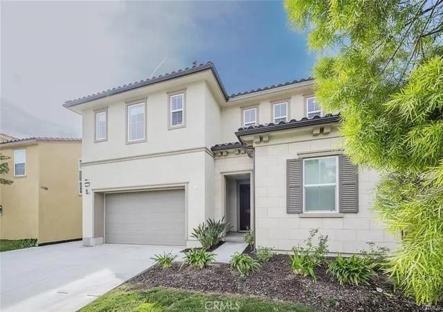 Photo 1 of Single family home for sale at 19032 Carranza, Santa Clarita, CA 91350 | MLS# SR26155994 | Listing updated on 2026-10-02