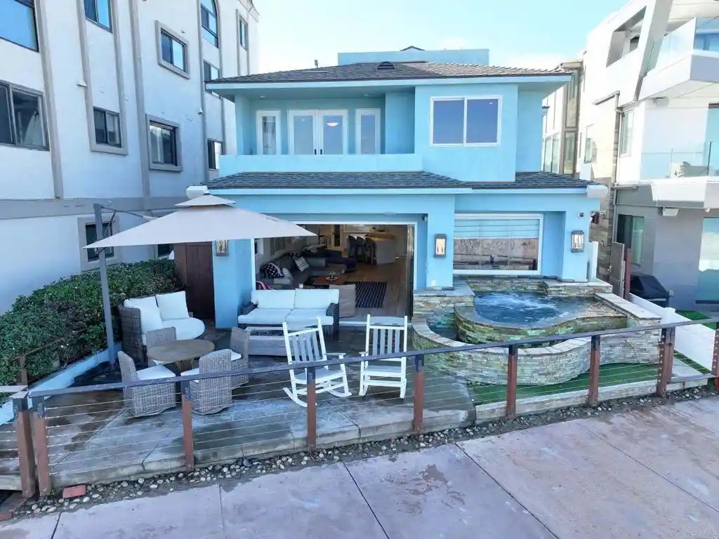 Photo 1 of Single family home for sale at 2812 Bayside Walk, San Diego, CA 92109 | MLS# NDP2606798 | Listing updated on 2026-10-20