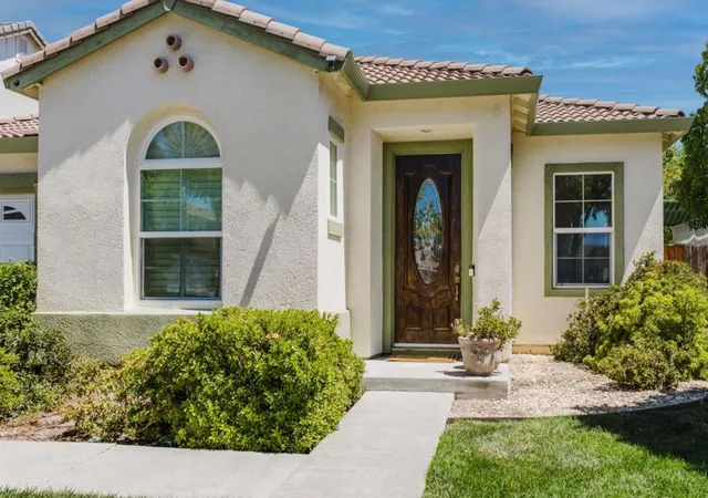 3rd image of 2379 Gaines Ln, Tracy, CA 95377 | MLS# ML82053060