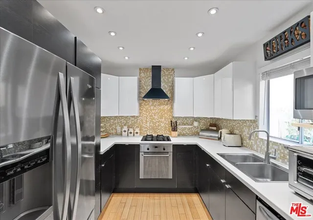 Photo 1 of Single family home for sale at 954 W 6th Street, San Pedro, CA 90731 | MLS# 25553361 | Listing updated on 2026-10-30