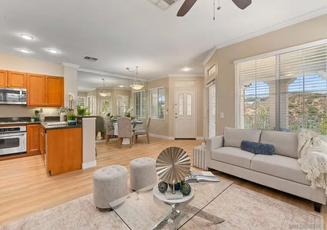 3rd image of 10867 Serafina Ln #37, San Diego, CA 92128 | MLS# 260017516SD