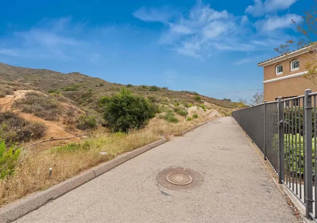Homes for sale in San Diego, CA | 10867 Serafina Ln, San Diego, CA 92128 | Houzeo