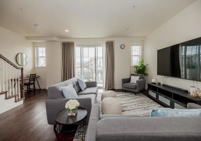 Photo 4 of Townhouse for sale at 15640 Santorini Ln, Morgan Hill, CA 95037 | MLS# ML82054572 | Listing updated on 2026-09-21