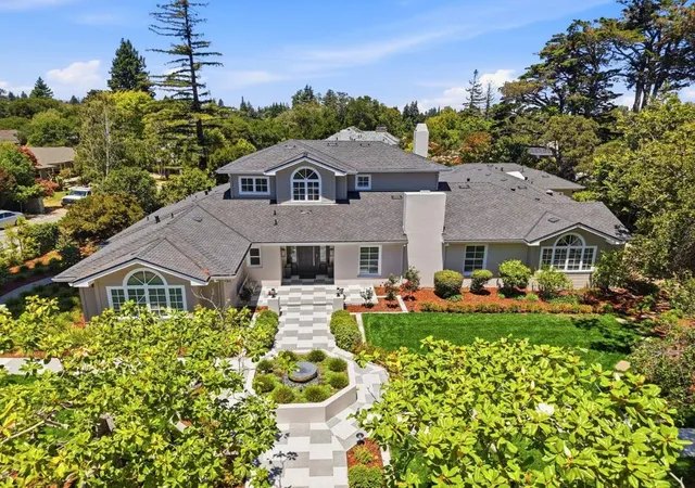 2nd image of 280 Uplands Dr, Hillsborough, CA 94010 | MLS# ML82054575