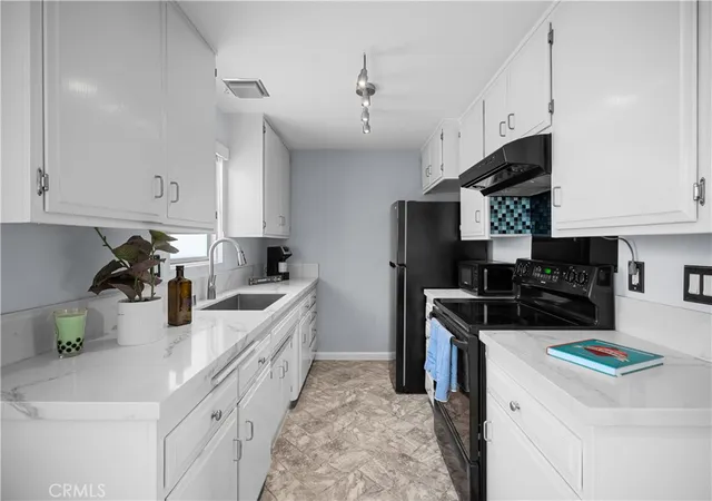 Photo 2 of Condo for sale at 401 West 5th #3C, Long Beach, CA 90802 | MLS# IG26155933 | Listing updated on 2026-09-29