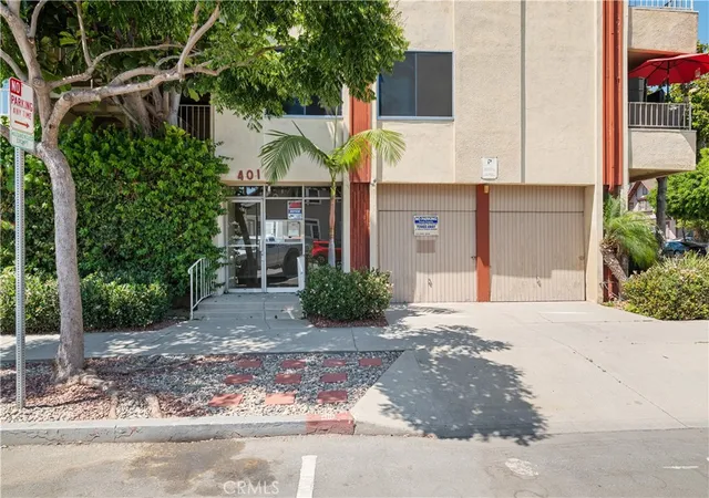 Photo 3 of Condo for sale at 401 West 5th #3C, Long Beach, CA 90802 | MLS# IG26155933 | Listing updated on 2026-09-29