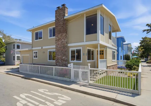 Single family home for sale at 130 Bennett Rd, Aptos, CA 95003 | MLS# ML82054583