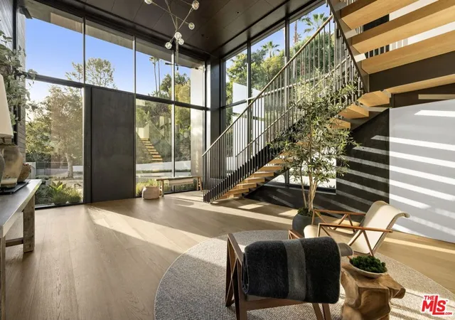 Photo 3 of Single family home for sale at 3952 Ridgemont Dr, Malibu, CA 90265 | MLS# 26839513 | Listing updated on 2026-09-04