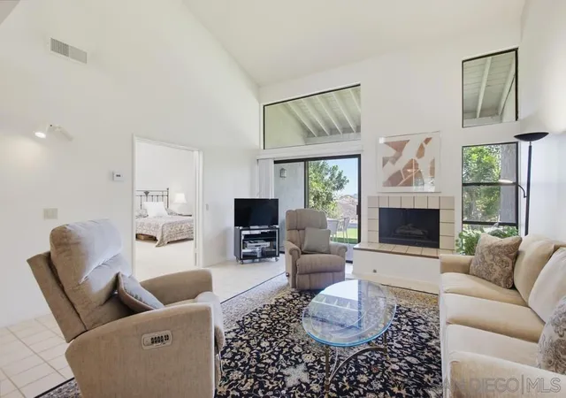 4th image of 17814 Villamoura Dr, Poway, CA 92064 | MLS# 260017525SD