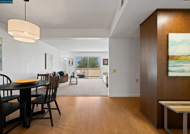 2nd image of 1348 Rockledge Lane #7, Walnut Creek, CA 94595 | MLS# 41141991