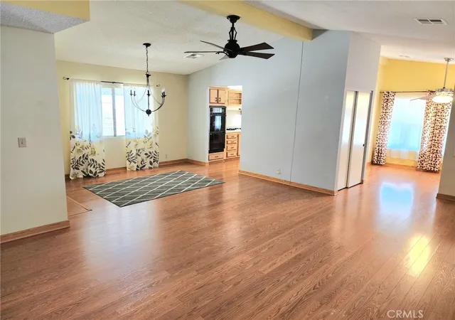 Photo 3 of Manufactured home for sale at 5001 W Florida #709, Hemet, CA 92545 | MLS# SW26149639 | Listing updated on 2026-10-06