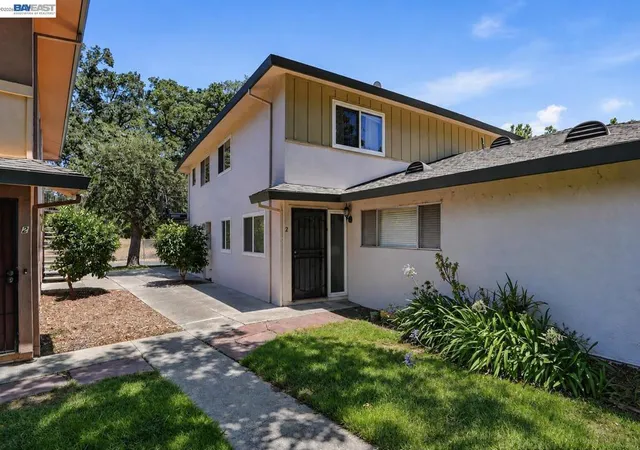 2nd image of 2125 Arroyo Ct #2, Pleasanton, CA 94588 | MLS# 41141997