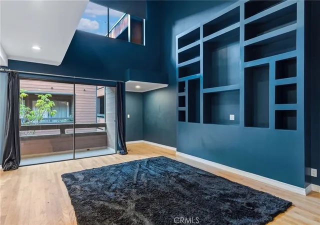 Photo 2 of Condo for sale at 4425 Whitsett Ave #210, Studio City, CA 91604 | MLS# BB26154691 | Listing updated on 2026-09-13