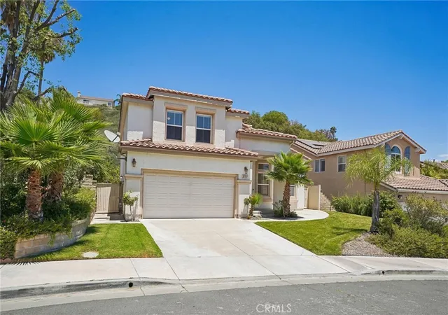 Photo 1 of Single family home for sale at 21117 Oakleaf Cyn Dr, Newhall, CA 91321 | MLS# SR26155026 | Listing updated on 2026-10-10