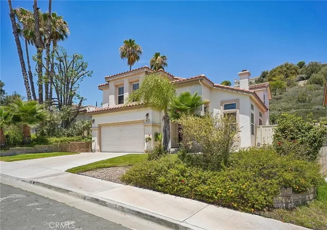 Photo 2 of Single family home for sale at 21117 Oakleaf Cyn Dr, Newhall, CA 91321 | MLS# SR26155026 | Listing updated on 2026-10-10