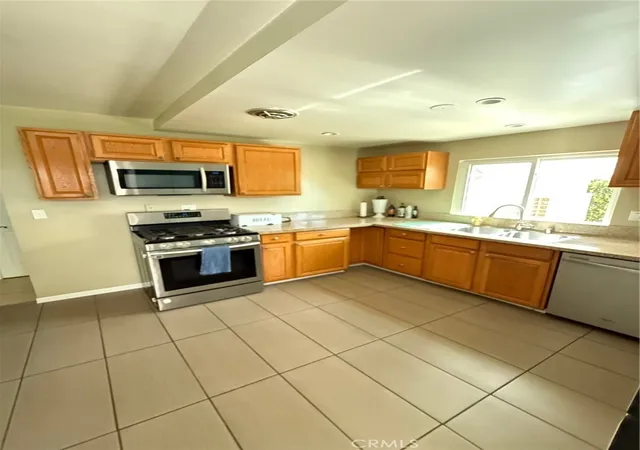 Photo 2 of Single family home for sale at 2002 Malcolm, Simi Valley, CA 93065 | MLS# SR26155445 | Listing updated on 2026-10-05