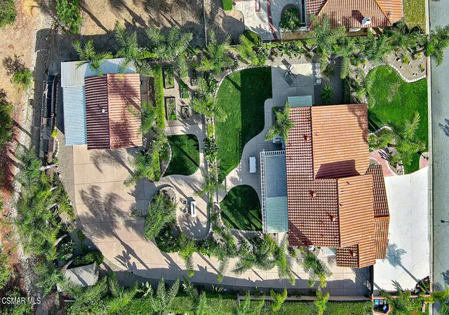 Photo 4 of Single family home for sale at 687 Stonebrook St, Simi Valley, CA 93065 | MLS# 226003411 | Listing updated on 2026-10-07