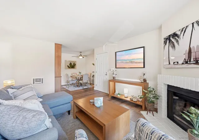 Listing Photo 5 - Condo for sale in building located at 1740 El Camino Real, Encinitas, CA 92024 - Unit #J 201