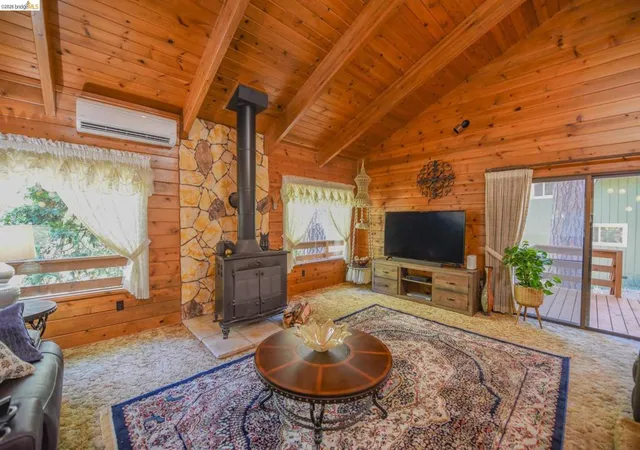 Photo 1 of Single family home for sale at 19342 Superior Dr, Twain Harte, CA 95383 | MLS# 41142011 | Listing updated on 2026-10-07