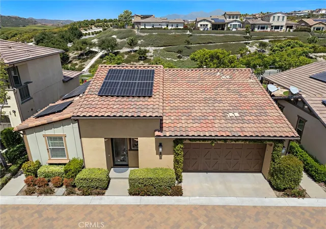 Photo 2 of Single family home for sale at 3 Cerrero Ct, Rancho Mission Viejo, CA 92694 | MLS# OC26156288 | Listing updated on 2026-10-01